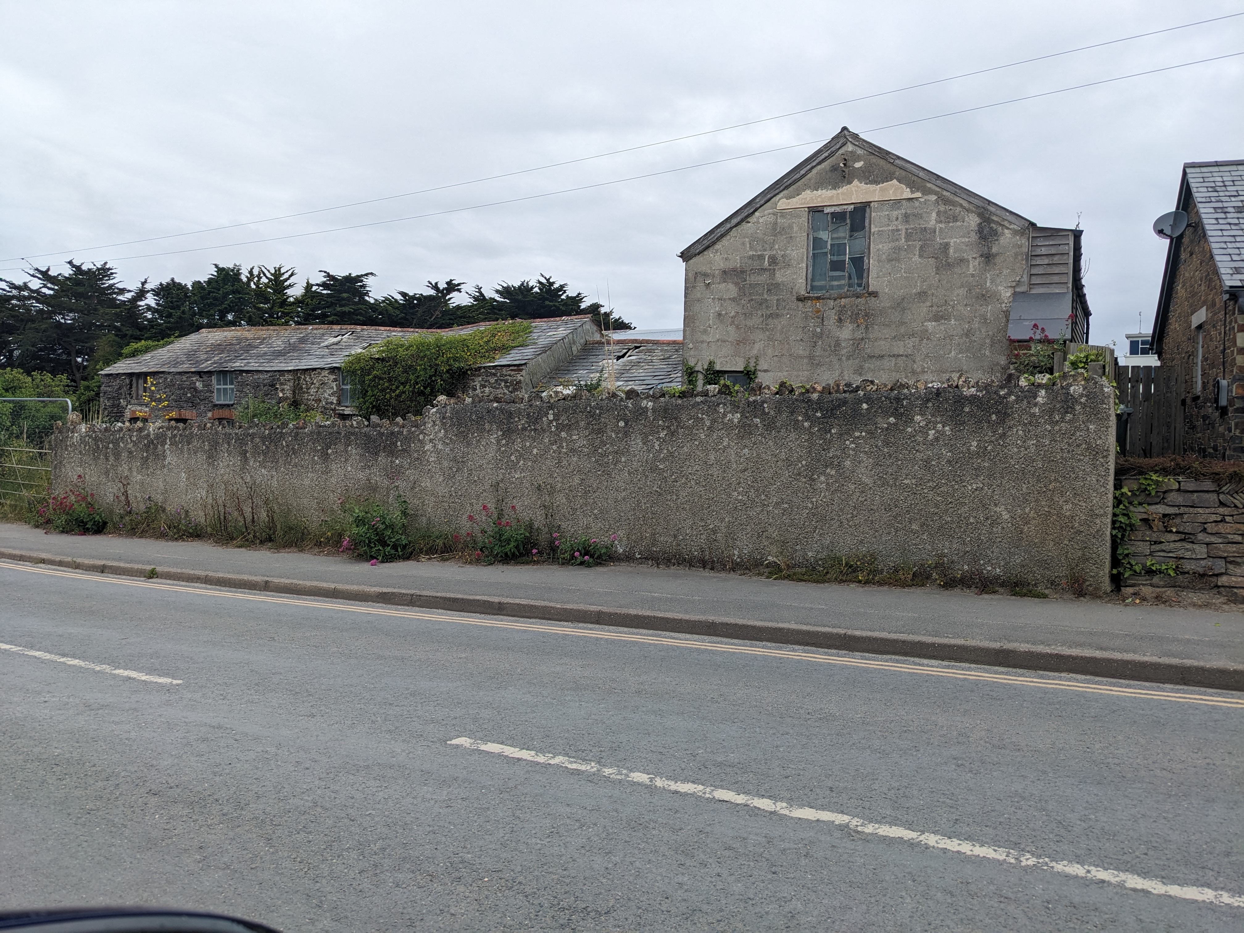 Higher Farm Tall Barn.jpg